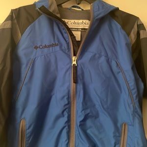 Columbia kids size 6/7 youth windbreaker